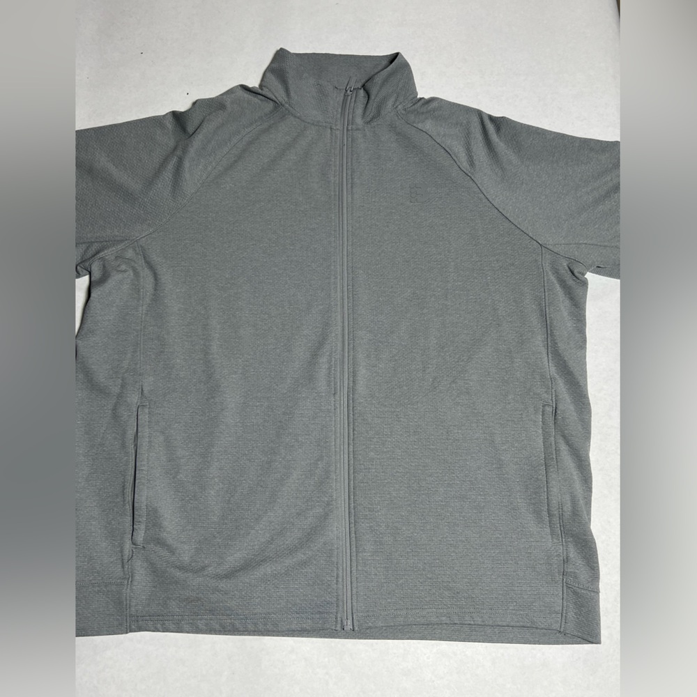 Bench brand full zip soft shell jacket size XXL